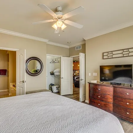 Resort Perks, View: Lands End Condo In Osage Beach-3