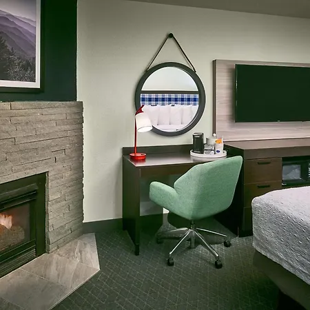 Hampton Inn Gatlinburg-2