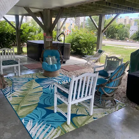 Latitude Adjustment, Walk To Beach-3