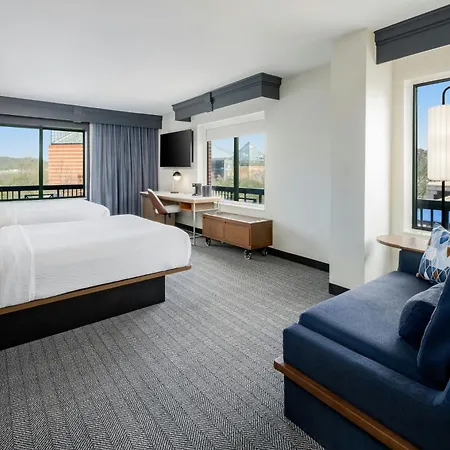 Courtyard By Marriott Chattanooga Downtown-2