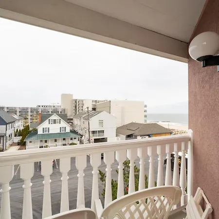 Boardwalk Plaza Hotel-2