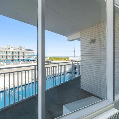 6201 Ocean Ave, Unit 204 - The Nassau Inn-2