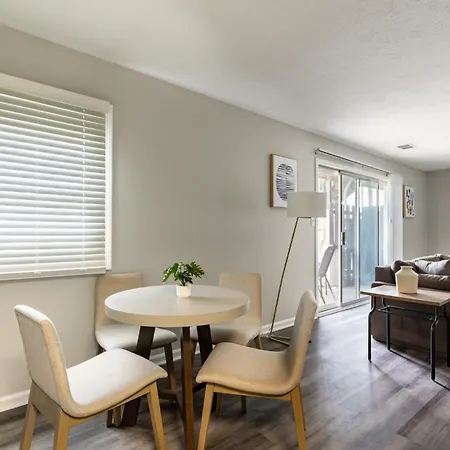 Lake Castleton Lakeside Apartments By Barsala-2