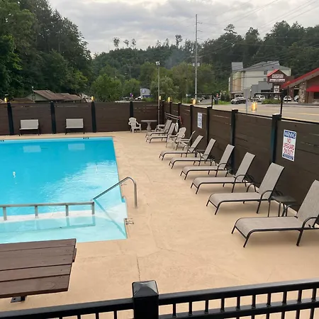 Sleepy Bear Motel-2