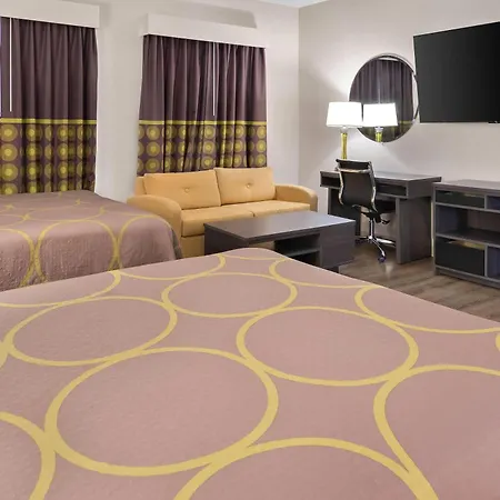 Super 8 By Wyndham Fort Worth Stockyards-3