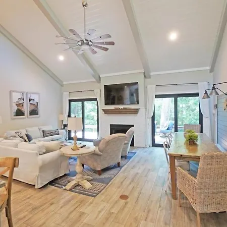 Shady Pines - Sea Pines 8 Wildwood Ct Home-3