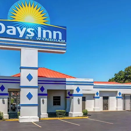 Days Inn By Wyndham South Fort Worth-3