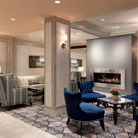 Chateau Victoria Hotel & Suites-3