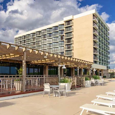 Doubletree By Hilton Atlantic Beach Oceanfront-3