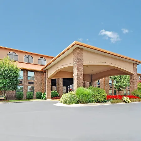 Comfort Inn At Thousand Hills-3