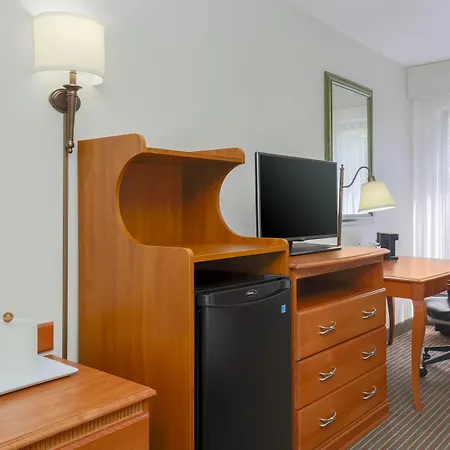 Hampton Inn Memphis-Walnut Grove/Baptist East-2