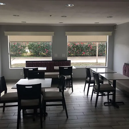 Best Western Garden Inn-3