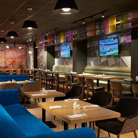 Delta Hotels By Marriott Toronto Airport & Conference Centre-2
