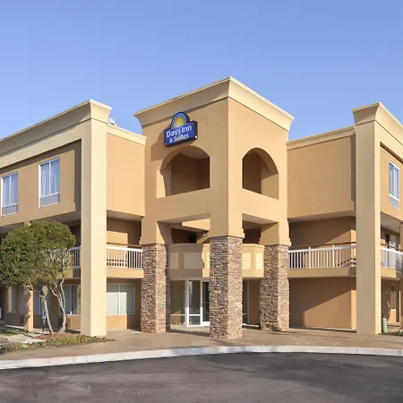 Days Inn By Wyndham Greenville-2