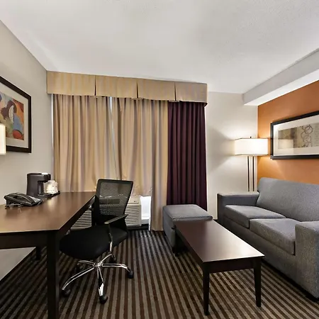 Best Western Plus Toronto North York Hotel & Suites-2