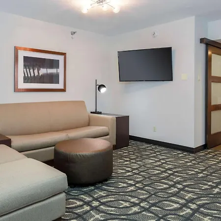 Embassy Suites By Hilton Dallas-Love Field-2