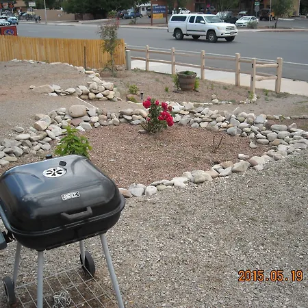 Days Inn By Wyndham Moab-2