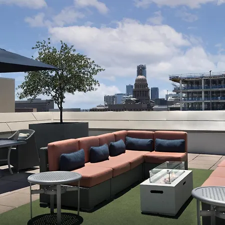 Hampton Inn And Suites Austin University Capitol-2
