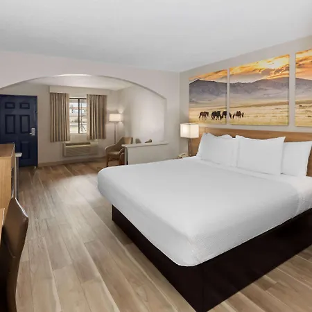 Days Inn By Wyndham Oklahoma City-3