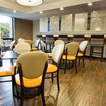 Drury Inn & Suites Austin North-2