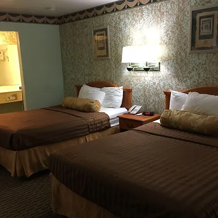 Econo Lodge Inn & Suites Near Lackland Afb-2