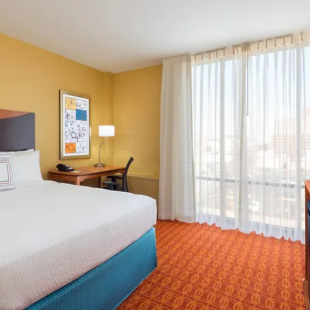 Fairfield Inn & Suites Louisville Downtown-3