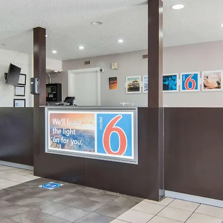 Motel 6-Addison, Tx - Dallas-2