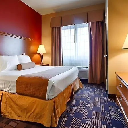 Best Western Windsor Pointe Hotel & Suites-Frost Bank Center-2