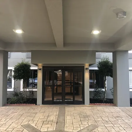 Quality Inn & Suites Chattanooga West Near Lookout Mountain-3