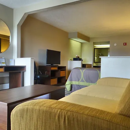 Super 8 By Wyndham Pigeon Forge-Emert St-3
