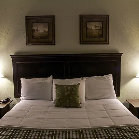 Grand View Inn & Suites-2