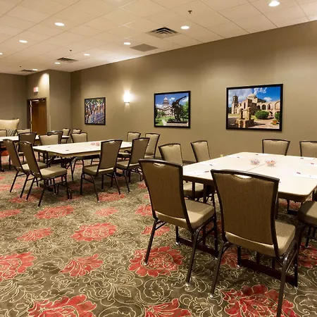 Drury Inn & Suites San Antonio Riverwalk-3