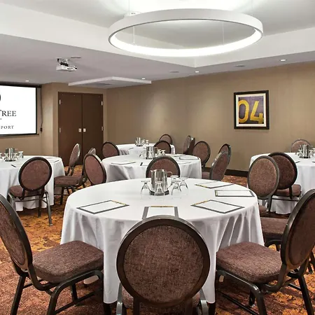 Doubletree By Hilton Toronto Airport, On-3