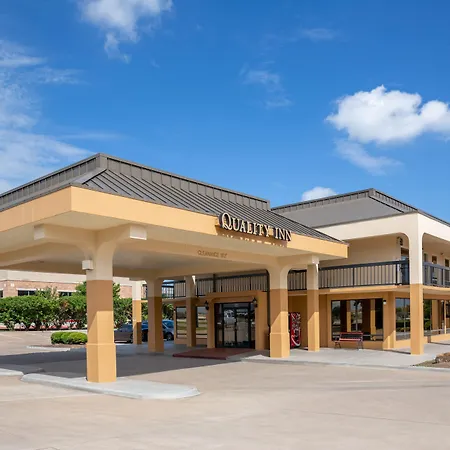 Quality Inn At Arlington Highlands-3