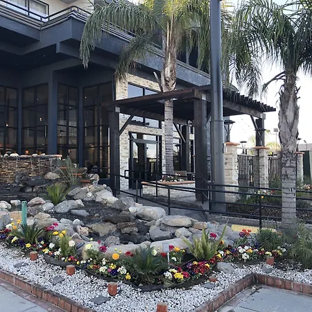 Country Inn & Suites By Radisson, Bakersfield, Ca-3