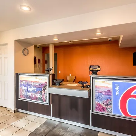 Motel 6 El Paso East-3