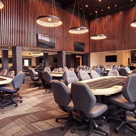 Champions Club And Hotel, Houston Westchase-3