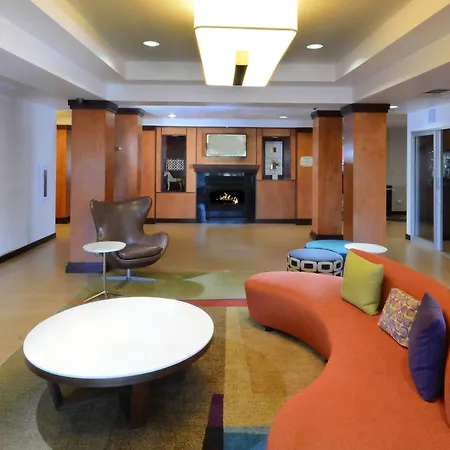 Fairfield Inn & Suites Roanoke Hollins/I-81-2