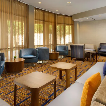 Courtyard By Marriott San Antonio Lackland-3