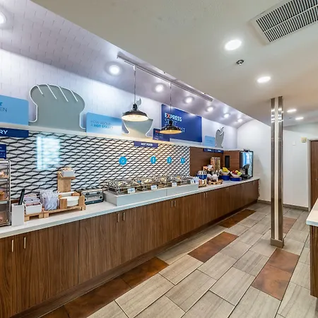 Holiday Inn Express & Suites Fort Worth - Fossil Creek By Ihg-3