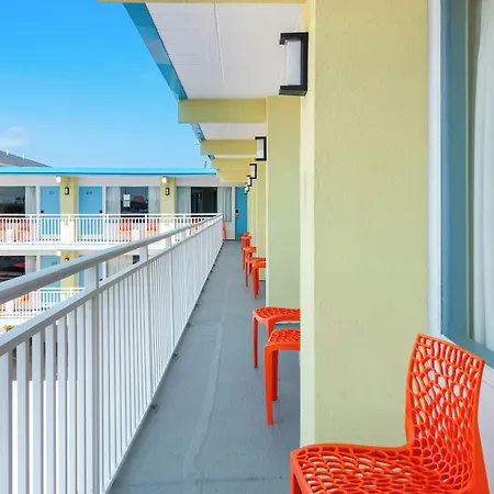 Tropicana Motel Wildwood Beach & Boardwalk-3