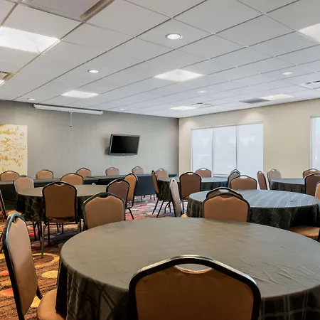 Best Western Plus Eastgate Inn & Suites-3