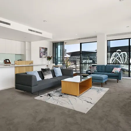 Waterfront Melbourne Apartments-3