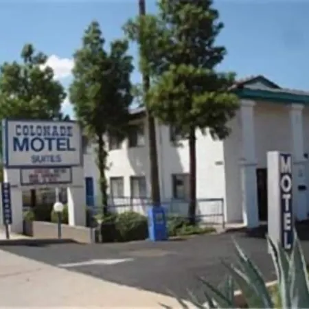 Colonade Motel Suites-2