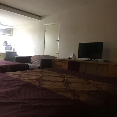 Bear Mount Inn & Suites-2