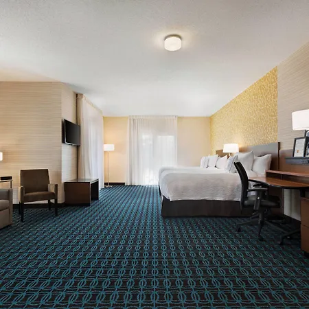 Fairfield Inn & Suites By Marriott Charlottesville Downtown/University Area-2