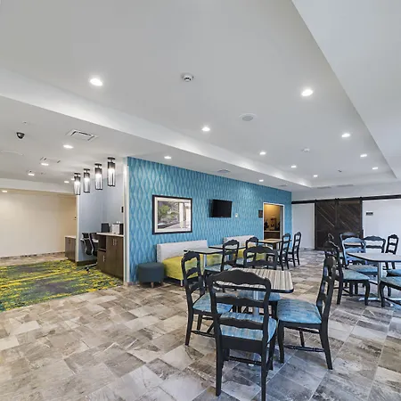 Comfort Inn & Suites Oklahoma City Near Bricktown-2