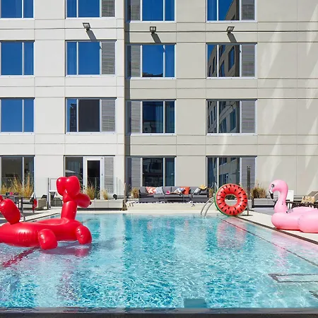 Moxy Atlanta Midtown-3