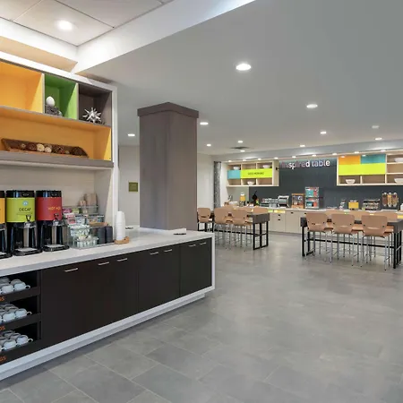 Home2 Suites By Hilton Indianapolis Airport-3