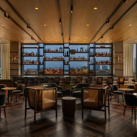 The Tess, Autograph Collection-3